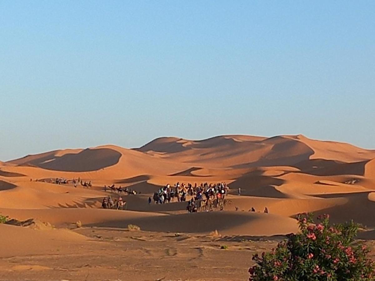 Hotel Etoile Des Dunes Merzouga Exterior photo